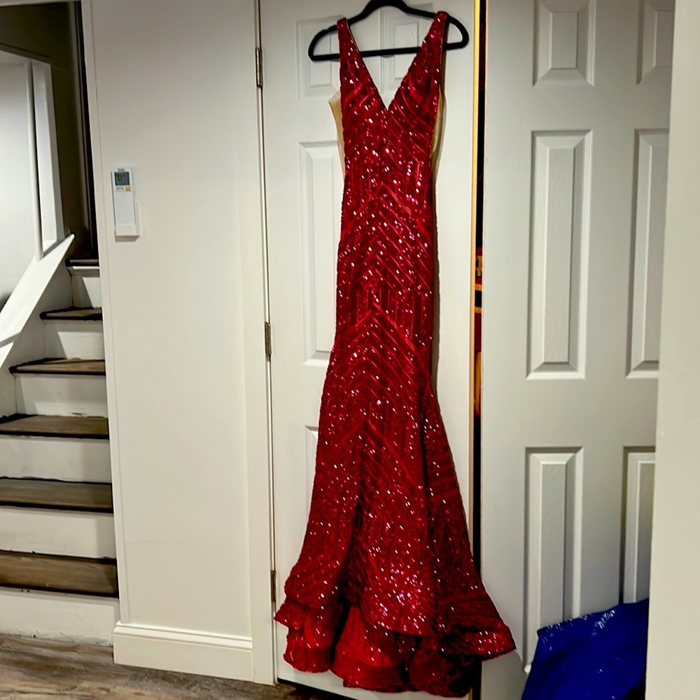 Beautiful Jovanni Prom/ Formal/Sweet 16/15 Dreas.